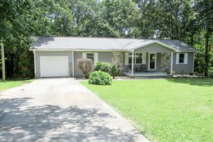 312 LAKEVIEW DR, CROSSVILLE, TN