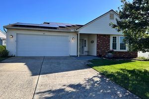 21 HORSESHOE LN, COLUMBUS, NJ