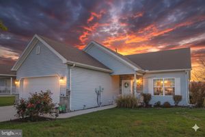 33 LANTERN LN, SHIPPENSBURG, PA