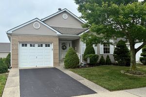 4 CANCUN ST, TOMS RIVER, NJ