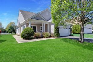 4 OAKHURST CT, MOUNT SINAI, NY