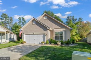 9 DUTCHESS CT, SOUTHAMPTON, NJ