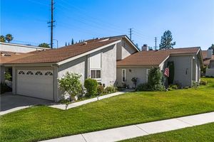 19012 AVENUE OF THE OAKS, NEWHALL, CA