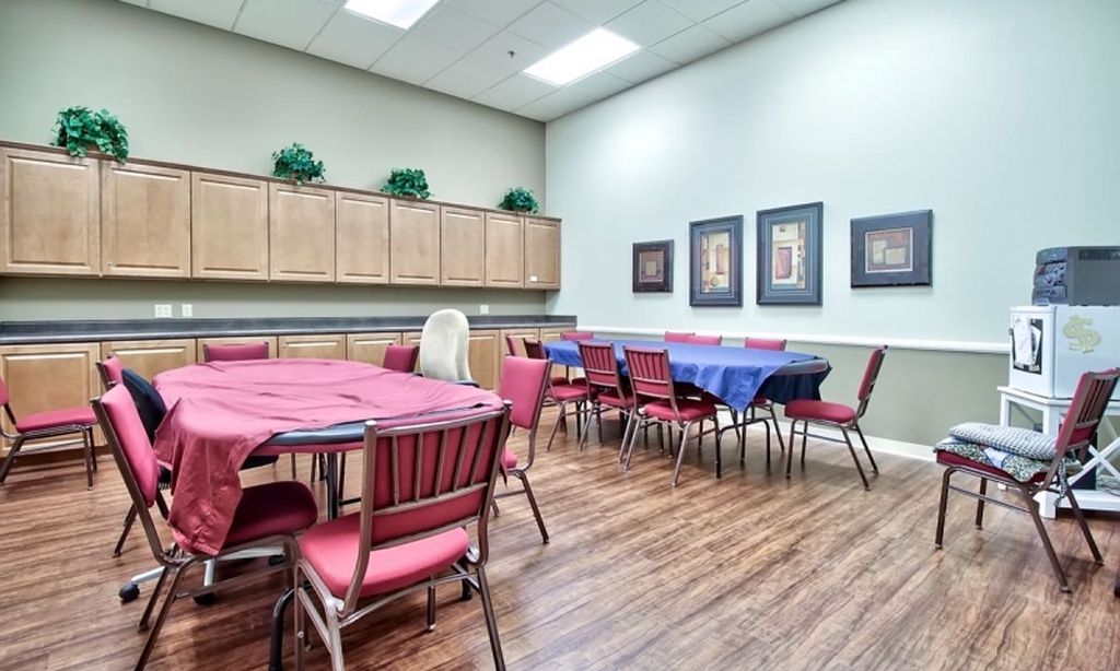 Arts & Crafts Studio