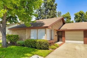 11224 VILLAGE 11, CAMARILLO, CA