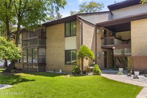 6 PINE CLUSTER CIR F, MANALAPAN, NJ