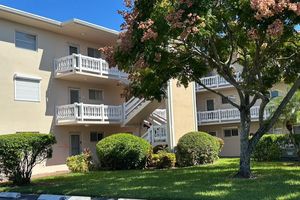 2811 GARDEN DR 101, LAKE WORTH, FL