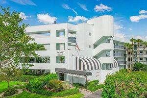 6698 10TH AVE 218, LAKE WORTH, FL
