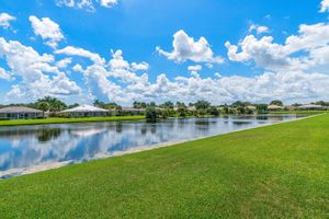10597 ROYAL CARIBBEAN CIR, BOYNTON BEACH, FL