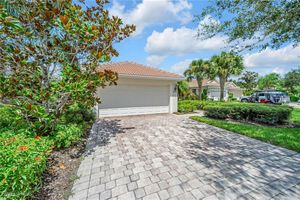 8749 QUERCE CT, NAPLES, FL