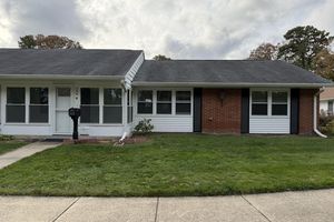 664D PLYMOUTH DR, LAKEWOOD, NJ