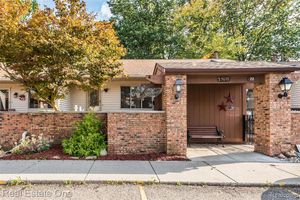 25691 LEXINGTON DR UNIT 3, SOUTH LYON, MI