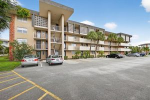 3051 NW 46TH AVE APT 405, LAUDERDALE LAKES, FL