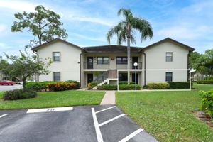 7626 TAHITI LN 104, LAKE WORTH, FL