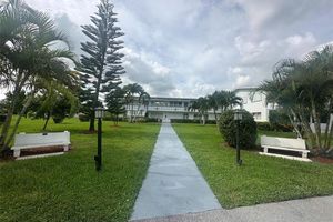 163 MARKHAM H # 163, DEERFIELD BEACH, FL