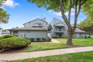 40 DRAKE WAY, ROXBURY TWP, NJ