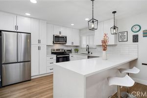 27061 SUN CITY BLVD, MENIFEE, CA