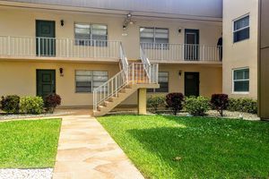 220 PIEDMONT E UNIT E, DELRAY BEACH, FL