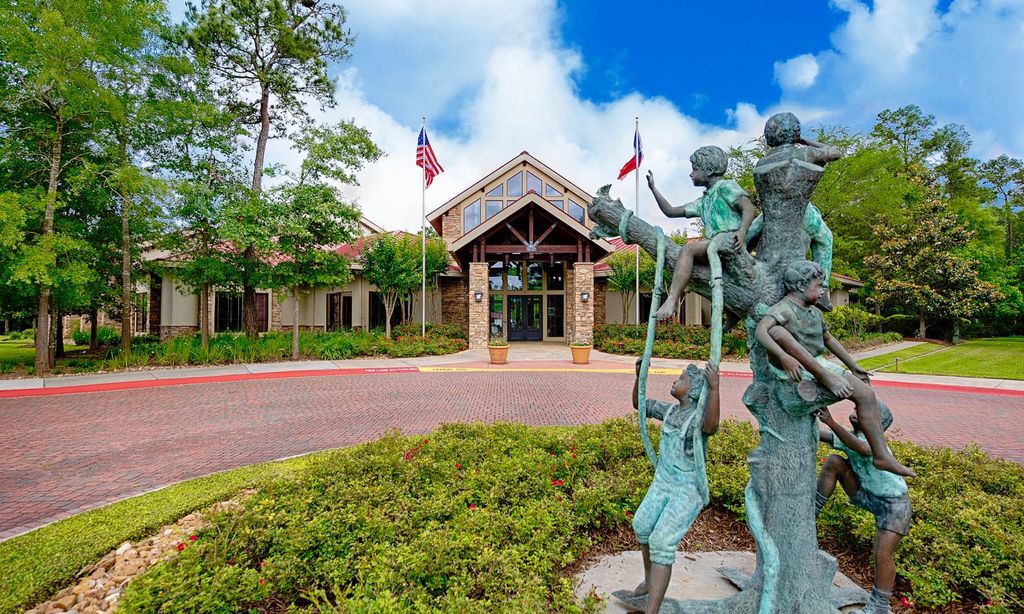 Windsor Lodge - 20,000 Sq. Ft.