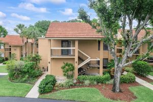 11234 GREEN LAKE DR APT 201, BOYNTON BEACH, FL