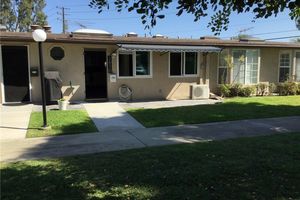 13121 DEL MONTE DR, SEAL BEACH, CA