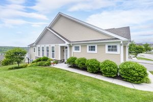 8 COUNTRY VIEW RD # 8, DANBURY, CT