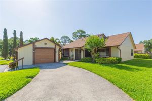 2211 BAY BERRY LN, CLEARWATER, FL