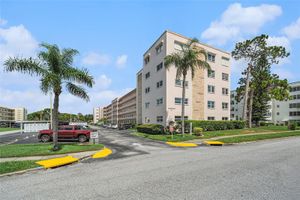 5623 80TH ST N UNIT 415, ST PETERSBURG, FL