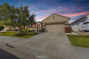 29427 WINDING BROOK DR, MENIFEE, CA
