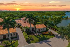 8589 BELLAGIO DR, NAPLES, FL