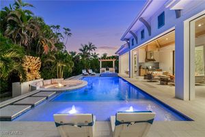 3290 CRAYTON RD, NAPLES, FL