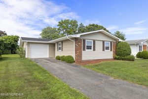117 CLAY CIR, BRICK, NJ