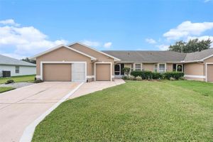 29418 SCHINNECOCK HILLS LN, SAN ANTONIO, FL