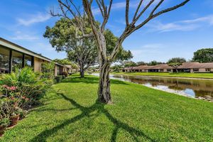 8318 SPRINGLAKE DR, BOCA RATON, FL