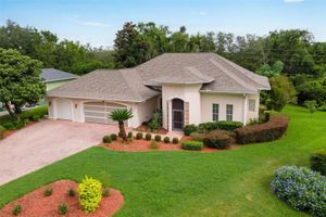 5239 GROVE MNR, LADY LAKE, FL
