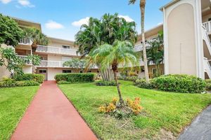 2856 GARDEN DR 310, LAKE WORTH, FL
