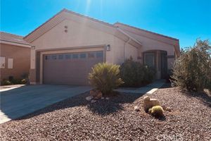10492 WILMINGTON LN, APPLE VALLEY, CA