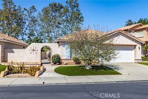 689 TWIN HILLS DR, BANNING, CA