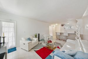 2581 GARDEN DR 206, LAKE WORTH, FL
