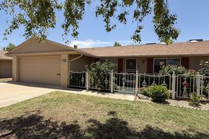10325 W PRAIRIE HILLS CIR, SUN CITY, AZ