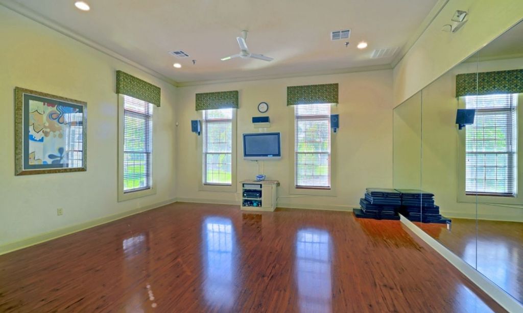 Aerobics & Dance Studio