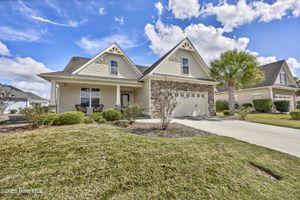 8172 GARDEN POINTE DR, LELAND, NC