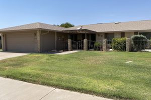 10425 W ROUNDELAY CIR, SUN CITY, AZ