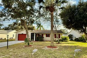 2105 GREENLAW CT # 2105, LEESBURG, FL