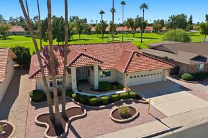 8041 E LAKEVIEW AVE, MESA, AZ