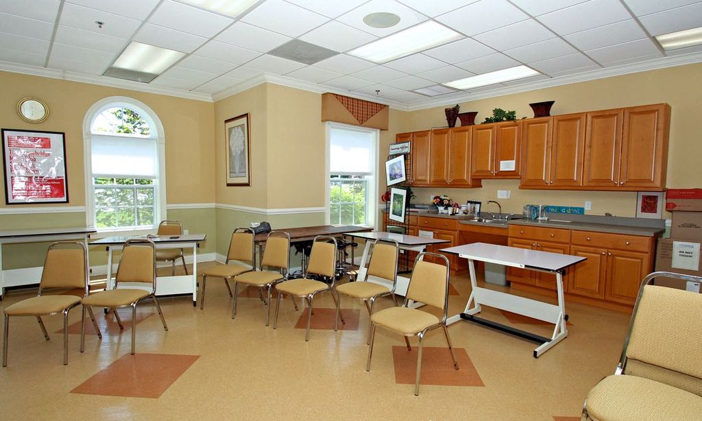 Arts & Crafts Studio