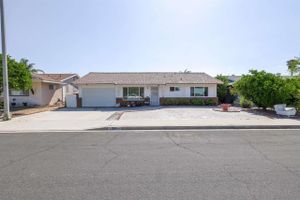 331 RAINIER WAY, HEMET, CA