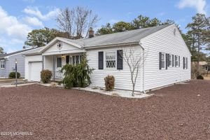 56 MILLBROOK DR, TOMS RIVER, NJ