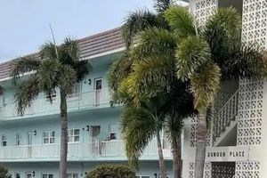 7 DUNOON PL APT 203, DUNEDIN, FL