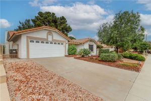 1946 TAMARACK LN, HEMET, CA